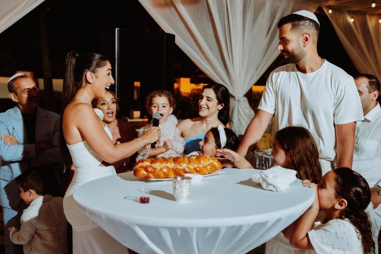 Debbie & Daniel-Jewish Wedding-9